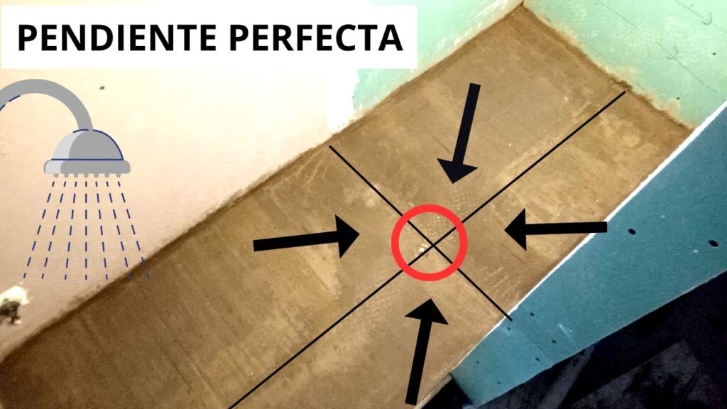 niveles y pendientes en baños correctamente ejecutados en zona de ducha